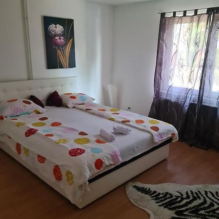 Apartman City Apartment Tuzla Exterior foto