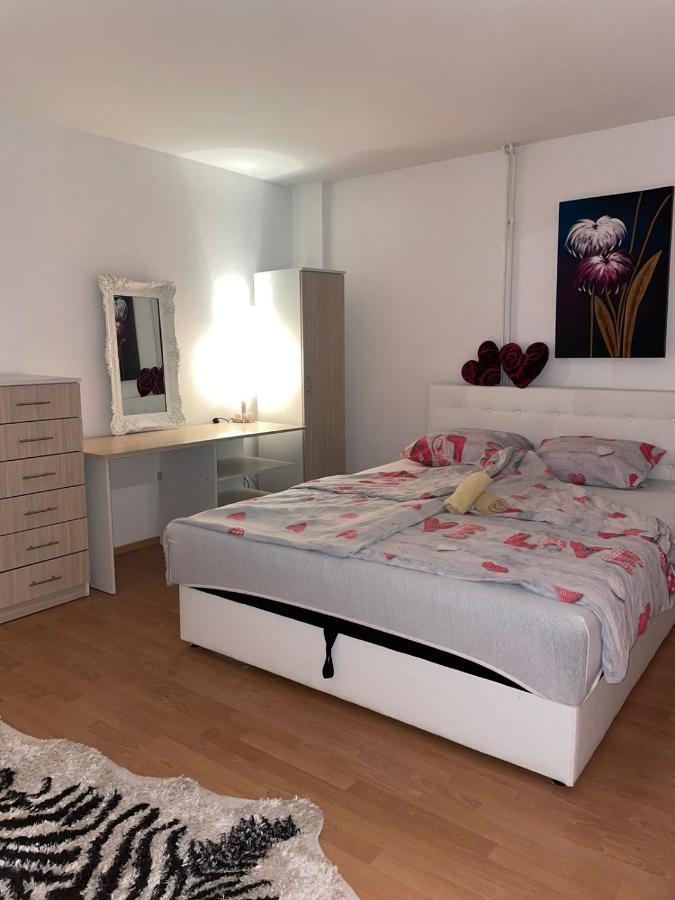 Apartman City Apartment Tuzla Exterior foto