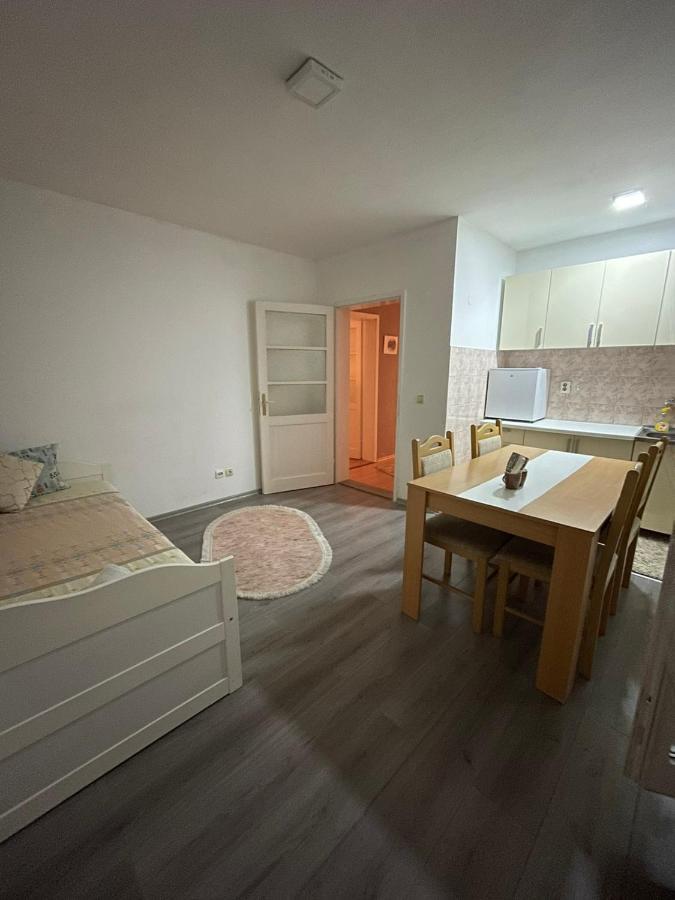 Apartman City Apartment Tuzla Exterior foto