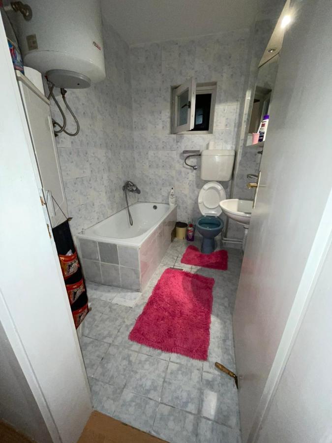 Apartman City Apartment Tuzla Exterior foto