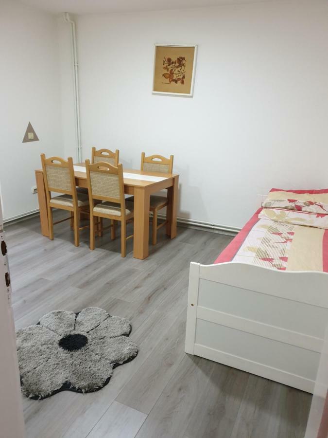 Apartman City Apartment Tuzla Exterior foto